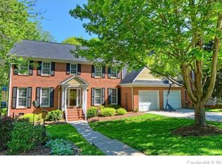 4617 Meadowridge Dr, Charlotte, NC 28226