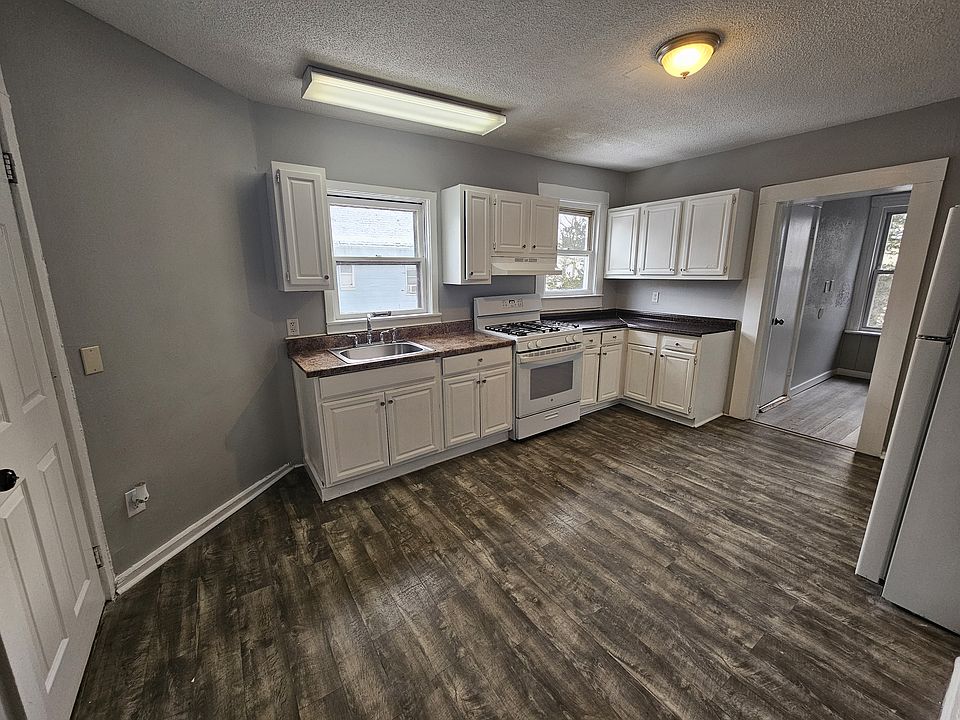 1st image of 56 White St Unit 2