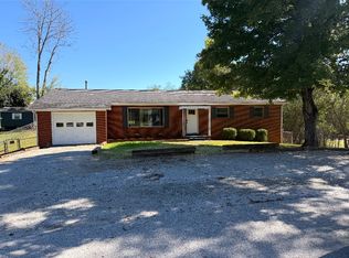 112 Harrison St, Harriman, TN 37748