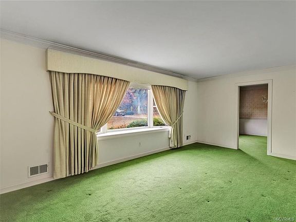 4th image of 5110 Little Creek Ln