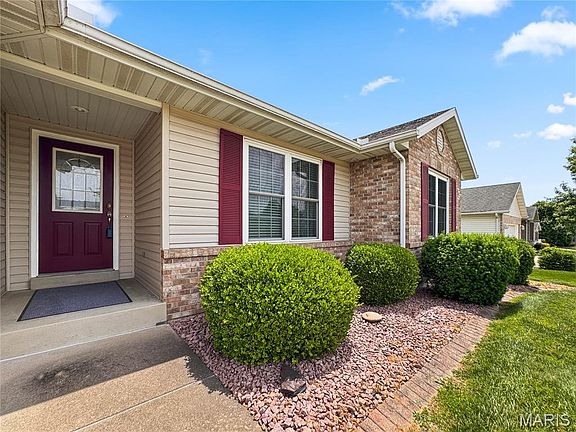 2nd image of 608 Katie Dr