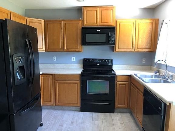 3rd image of 3049 SW Denton St
