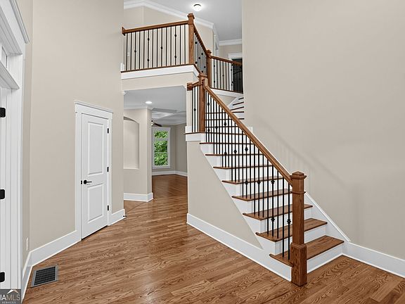 4th image of 6935 Concord Brook Ln