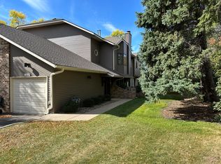 12617 Sherwood Pl, Minnetonka, MN 55305