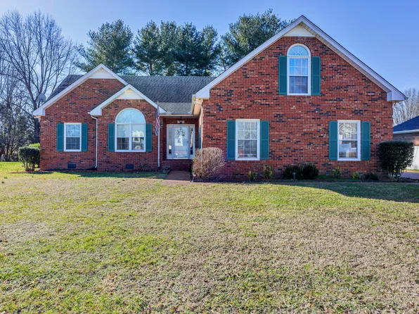 1502 Kensington Dr, Murfreesboro, TN 37130