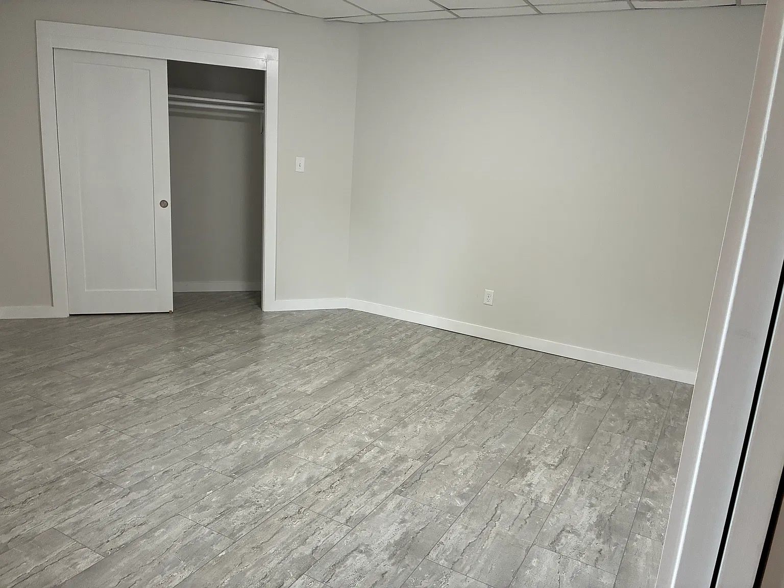 2135 N Scatterfield Rd — Photo 4