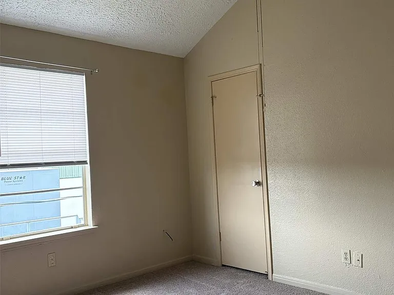 9711 Pine Pass Dr #B — Photo 16