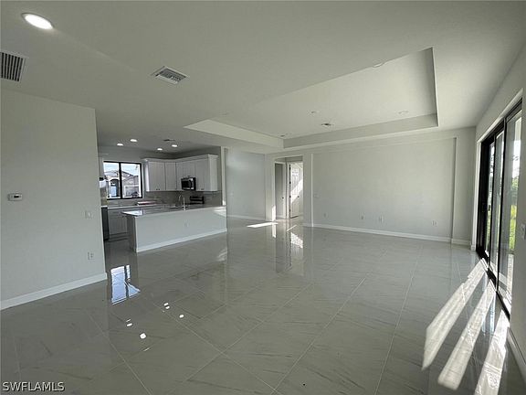 5th image of 2215 NW 25th St