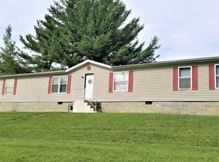 230 N Mulberry St, Mount Carmel, IL 62863