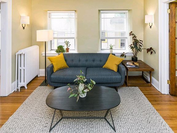 2nd image of 3129 Fremont Ave S APT 4