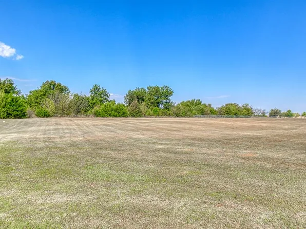 4201 Shoreline Dr #11, Norman, OK 73026