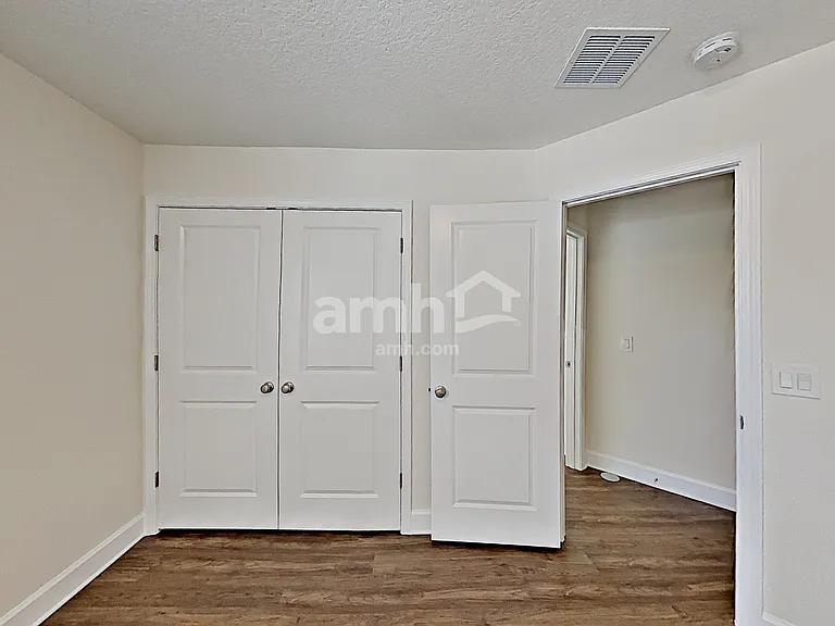 2429 Park Ave — Photo 16
