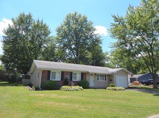 22 Woodlawn St, Bluffton, IN 46714