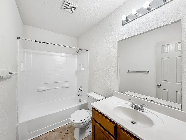 9566 Everton — Photo 13
