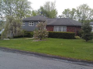 5 Columbus Dr, Archbald, PA