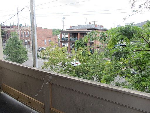 2nd image of 42 1/2 W Starr Ave