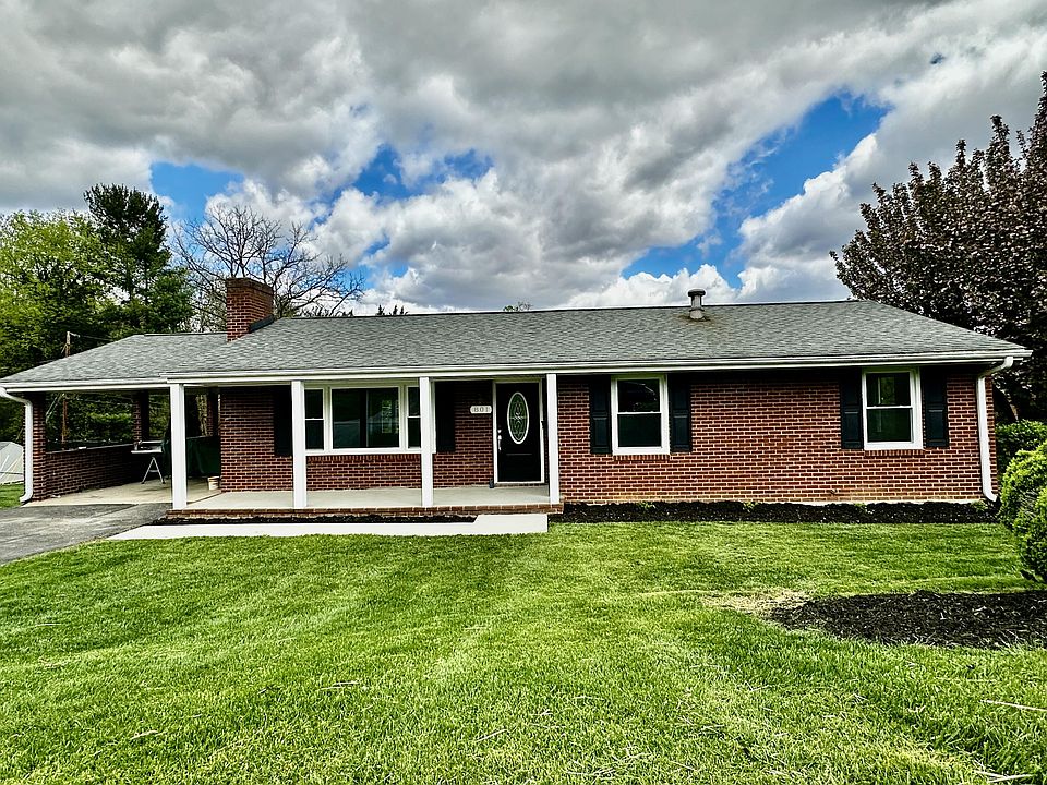 1st image of 801 Palmyra Dr