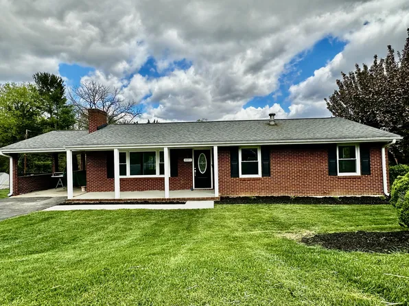 801 Palmyra Dr, Roanoke, VA 24012