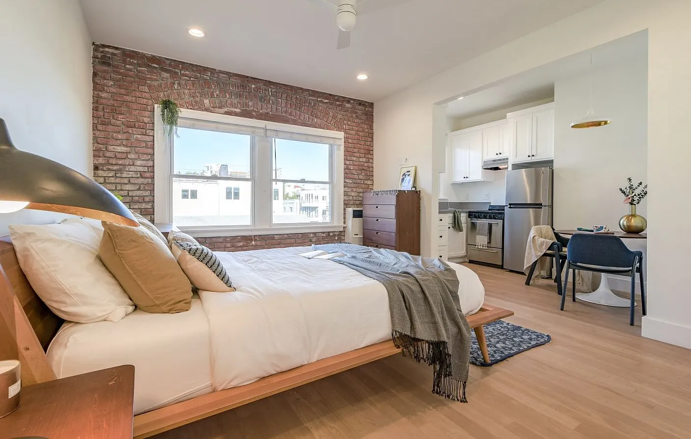 29 Navy Creative Lofts — Photo 2