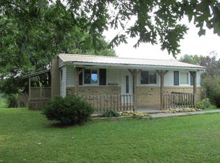 1725 Old Walton Rd, Monterey, TN 38574