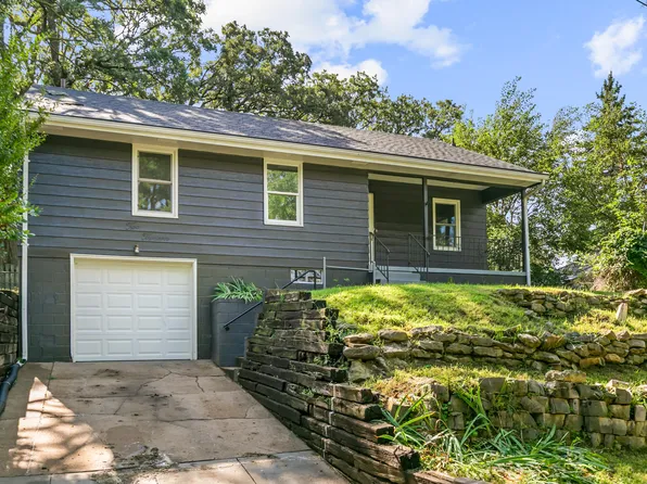 213 Langstrom St, Council Bluffs, IA 51503