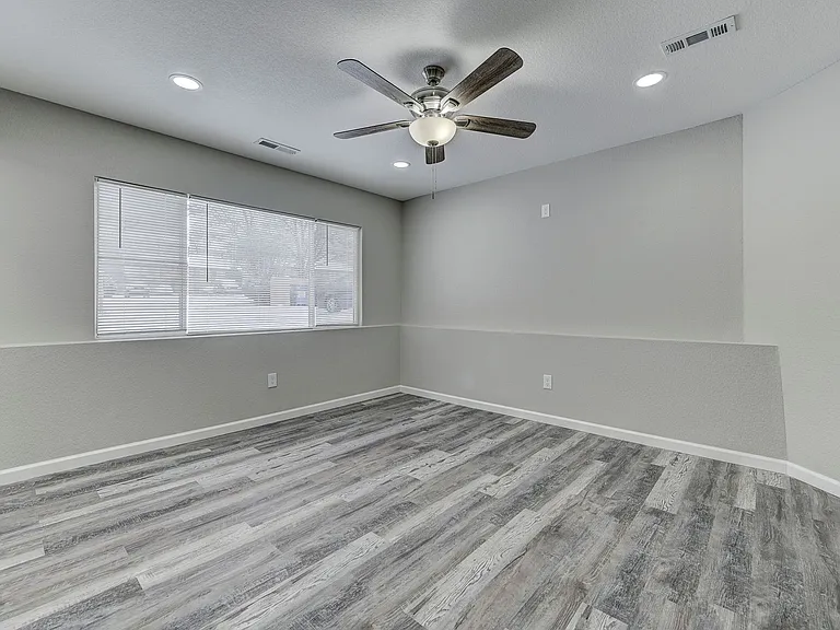 1495 Manitou Blvd — Photo 8