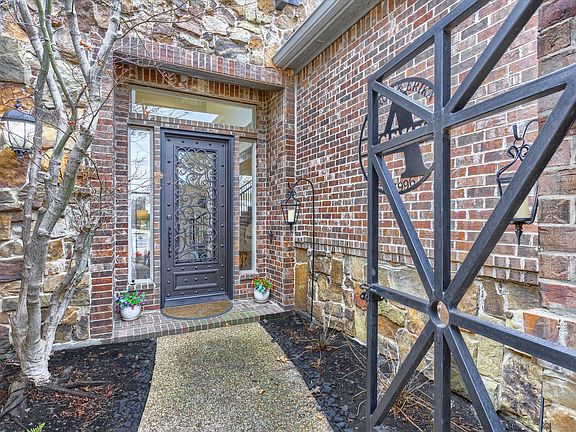 3rd image of 6913 Boulder Lake Rd