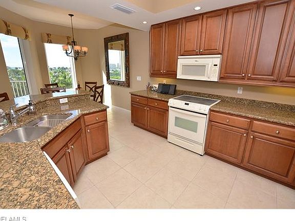 4th image of 4182 Bay Beach Ln Unit 755
