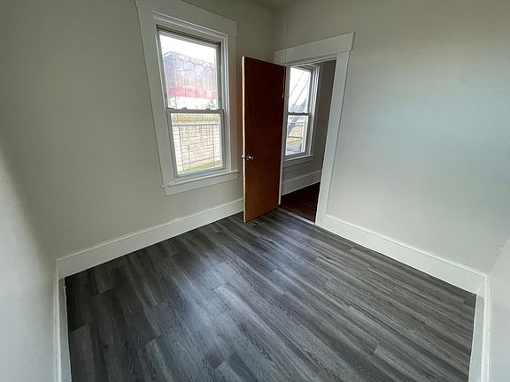 5th image of 2195 Purchase St #2N