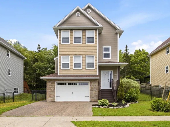 100 Viridian Dr, Dartmouth, NS B3A 0B7