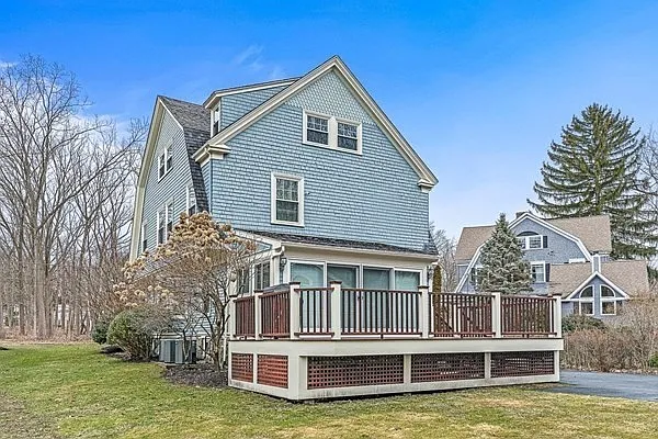 34 Glen Rd — Photo 35
