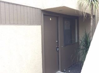 414 Bradshaw Ln, Palm Springs, CA 92262
