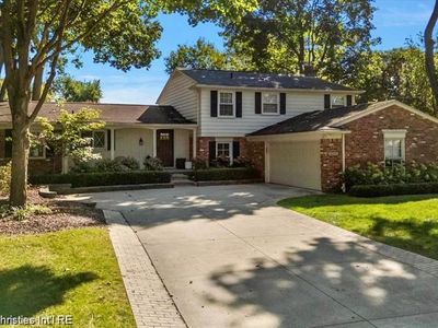 31462 Waltham Dr, Beverly Hills, MI, 48025