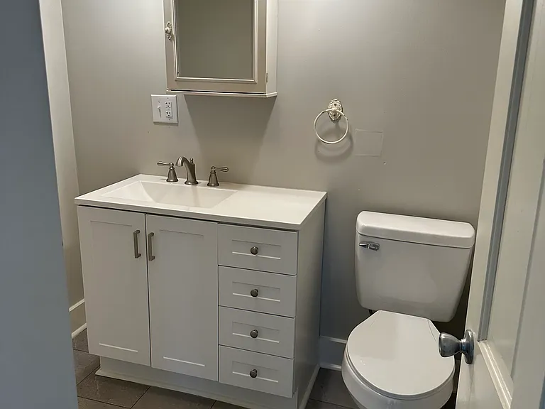637 Cherry St — Photo 3