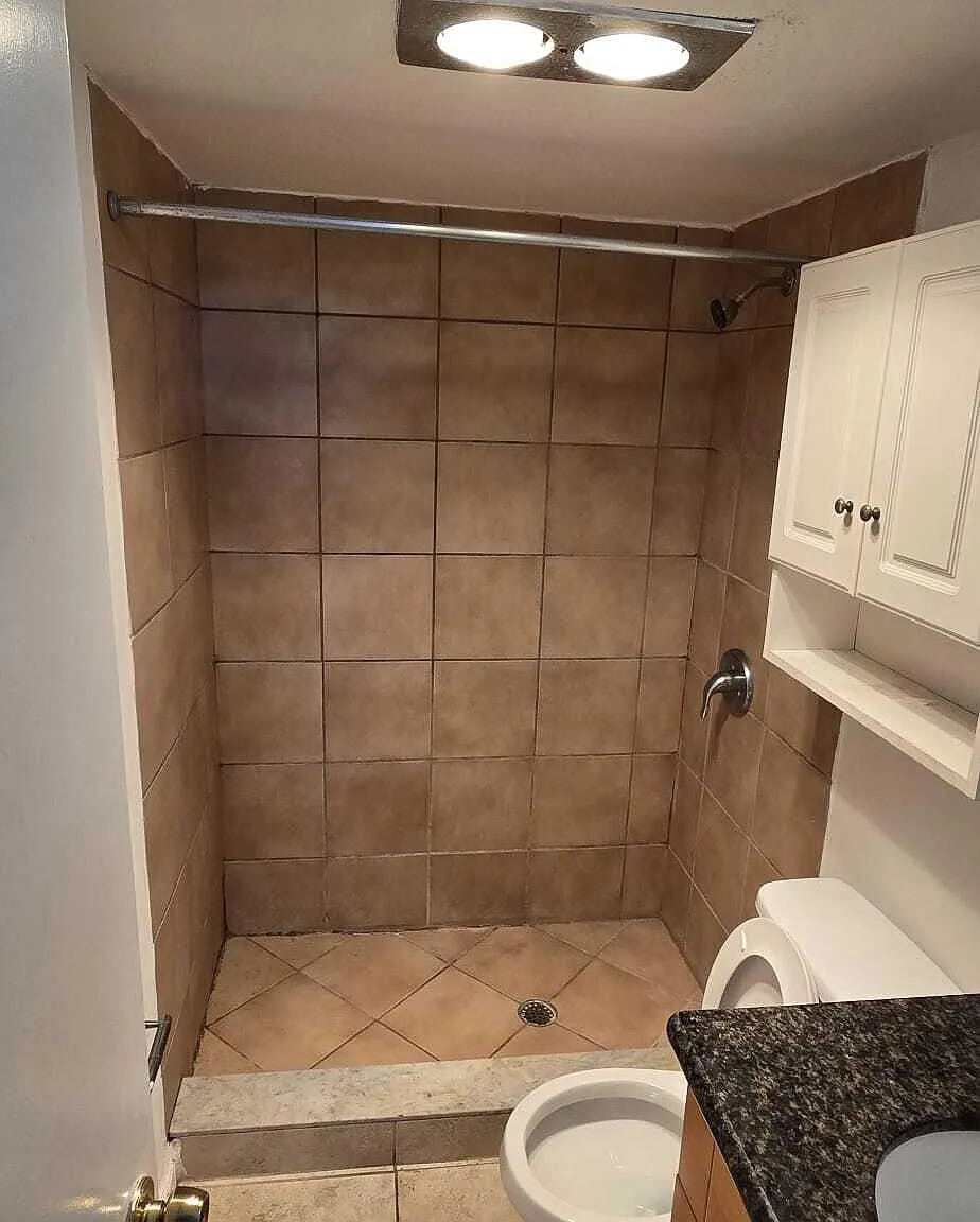 2 bed, 2.0 bath, 820 sqft, $2,200 — Photo 3