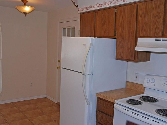5th image of 9206A Rhode Island Dr