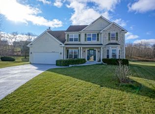 W233N7633 Berrywood Ct, Sussex, WI 53089