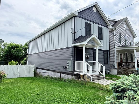 2nd image of 268 Carpenter Ave #2