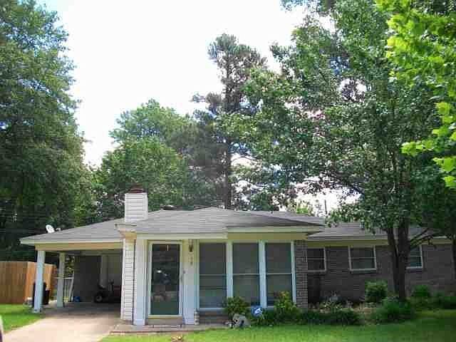 2nd image of 3704 Central St