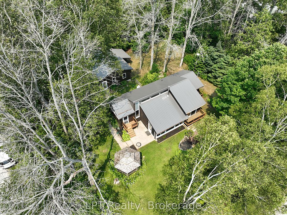 1st image of 3 Cardinal Ave