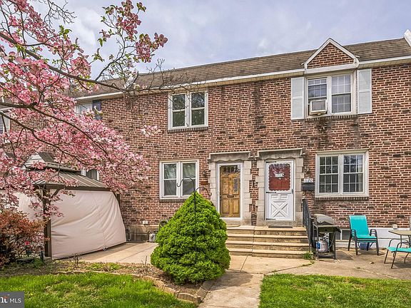 3rd image of 1118 Brookwood Ln