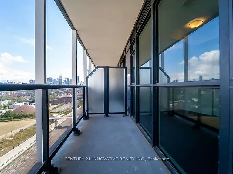 50 Ordnance St #1207 — Photo 33