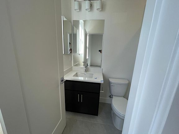 5th image of 2518 Riverfront Dr