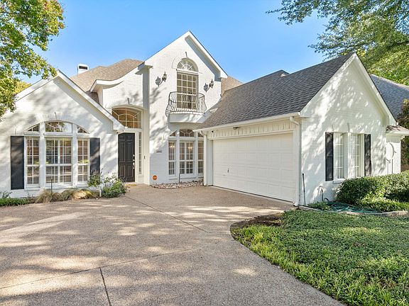 Double drive way with a 2.5 car garage.