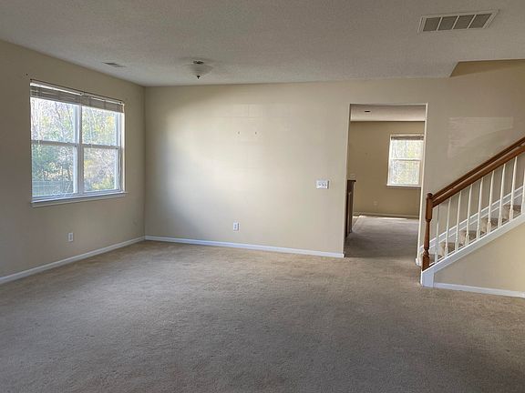 2nd image of 4849 Gilpen Ct