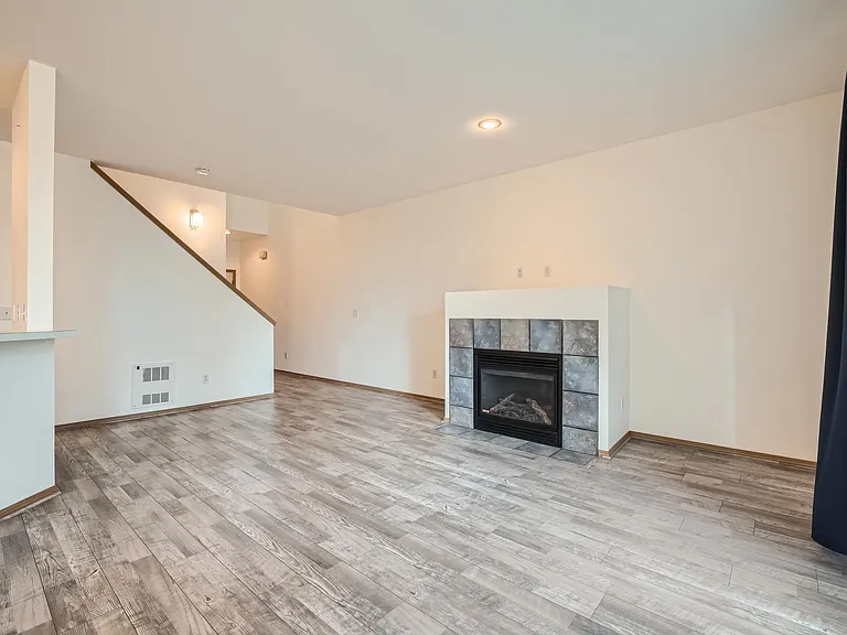 11021 2nd Ave SW #13 — Photo 4