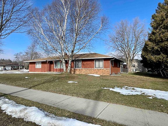2nd image of 314 W Main St