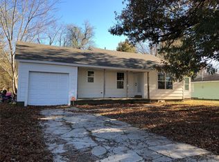 60 Irving St, Pryor, OK 74361