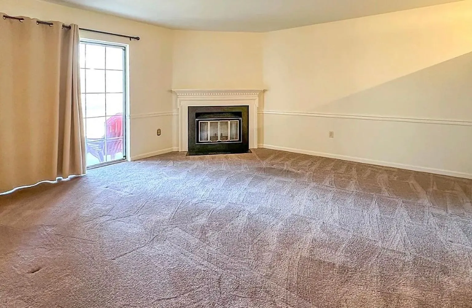Folino Property Management LLC - 109 Valley Greene Circle, Wyomissing, Pa 19610 — Photo 4