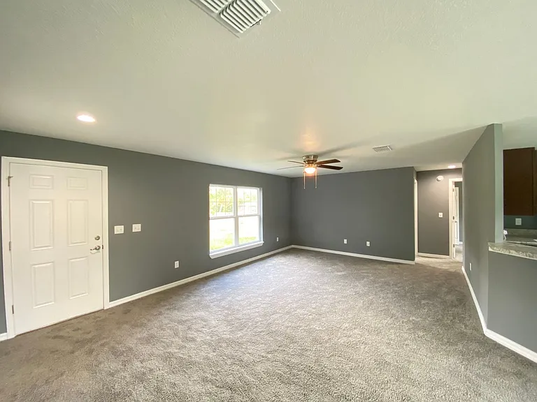 4004 SW 138th Pl — Photo 7